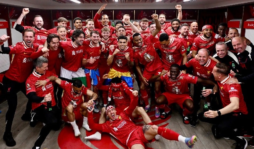 Liverpool é campeão da Premier League e iguala Manchester United