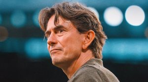 Tottenham anuncia novo técnico dinamarquês que foi algoz do United